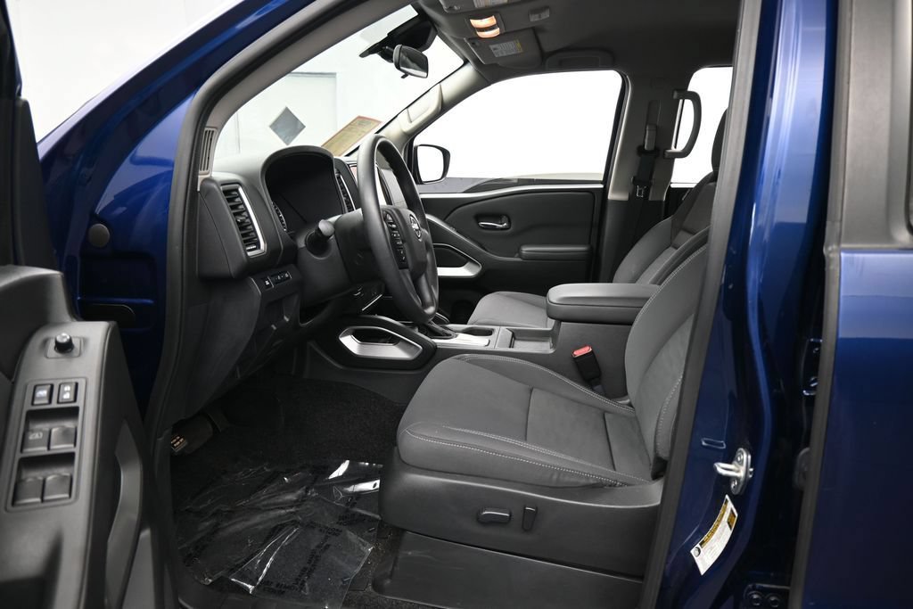 Used 2022 Nissan Frontier SV RWD image 10