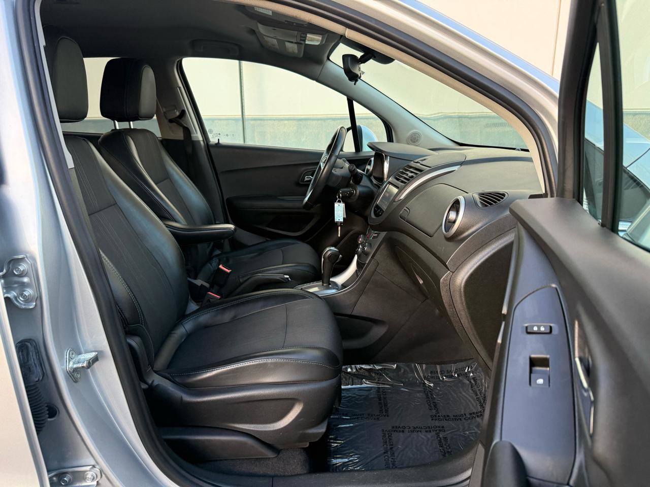 Used 2016 Chevrolet Trax LT w/ LT Convenience Package image 21