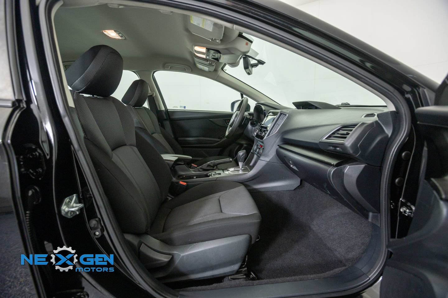 Used 2023 Subaru Impreza 2.0i Premium AWD/4WD image 41