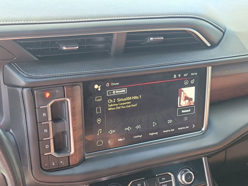 Used 2023 GMC Yukon Denali Ultimate image 31