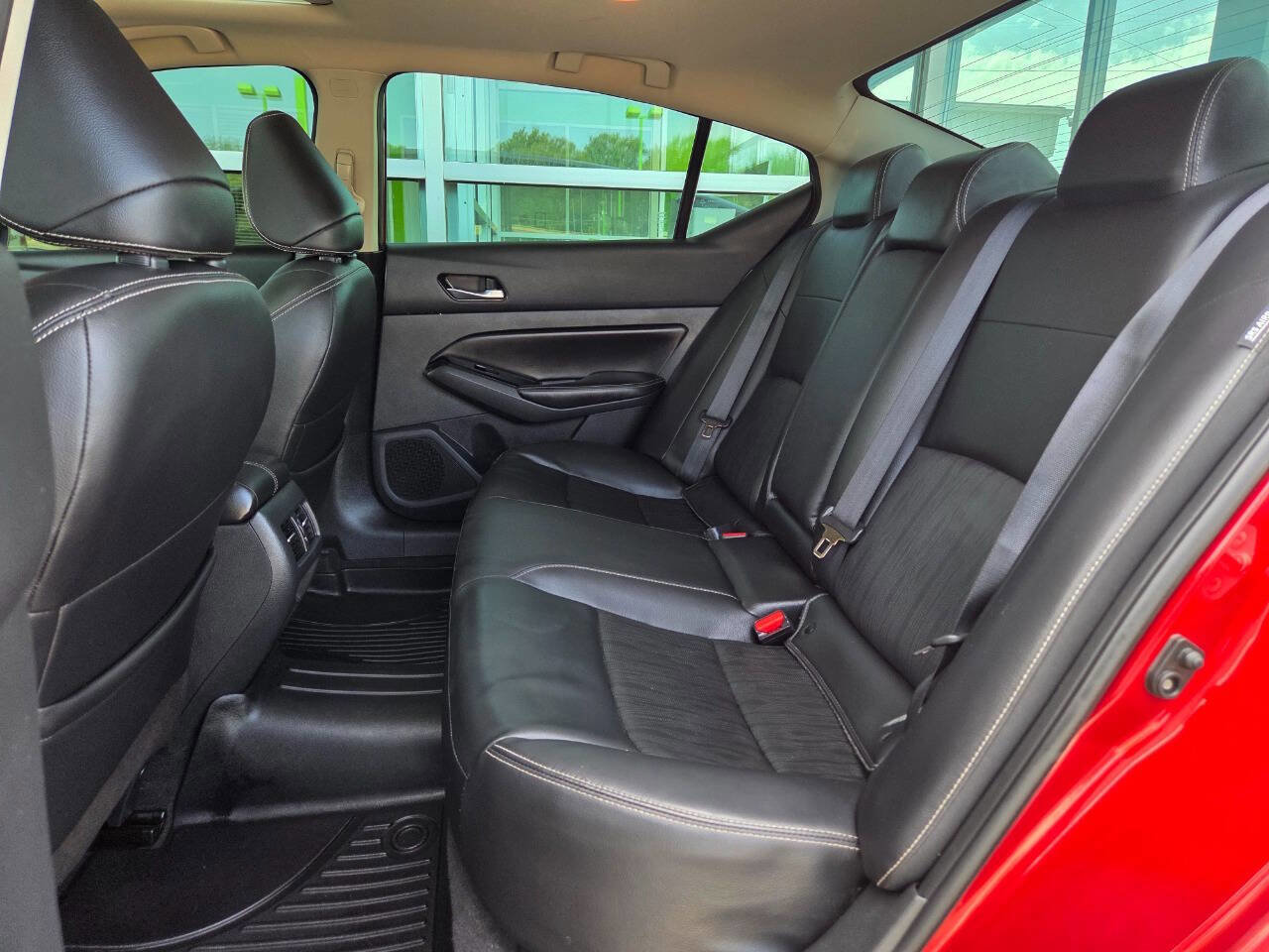 Used 2022 Nissan Altima 2.5 Platinum AWD/4WD image 17