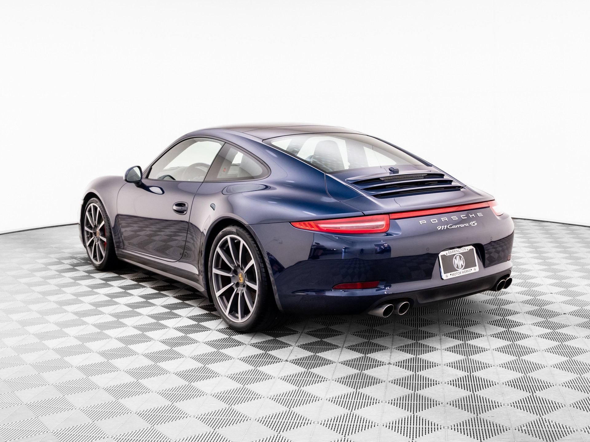 Used 2015 Porsche 911 Carrera 4S AWD/4WD image 3