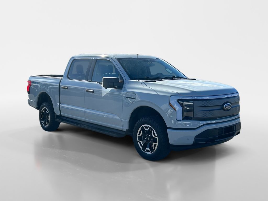 Used 2023 Ford F150 Lightning XLT w/ Tow Technology Package image 9