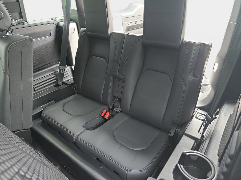 Certified 2023 Land Rover Defender 110 SE image 13