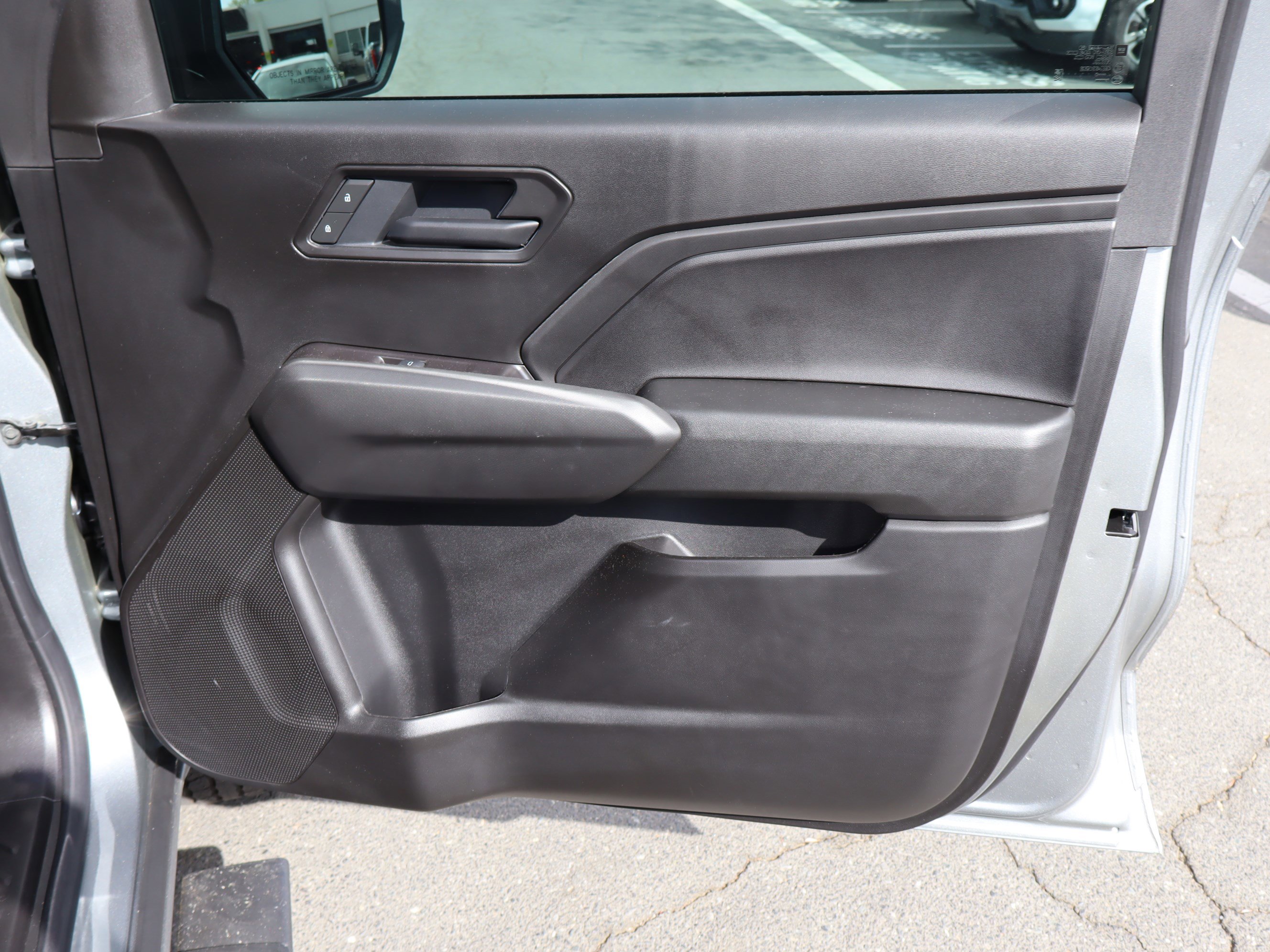 Used 2025 Chevrolet Colorado Trail Boss image 36