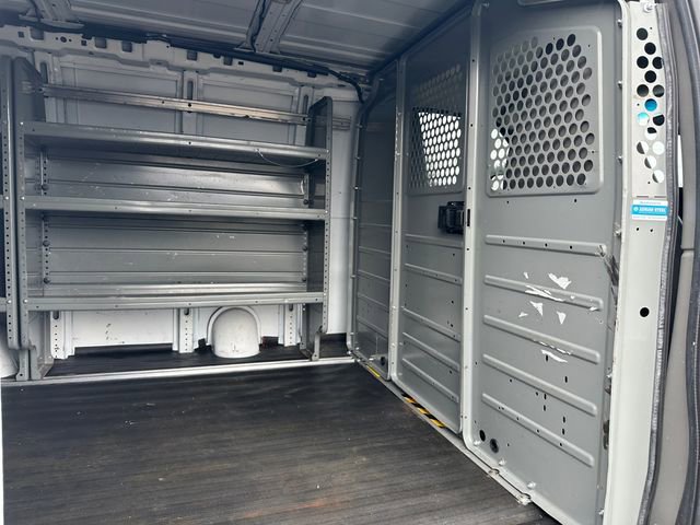 Used 2020 Chevrolet Express 2500 w/ Driver Convenience Package image 33