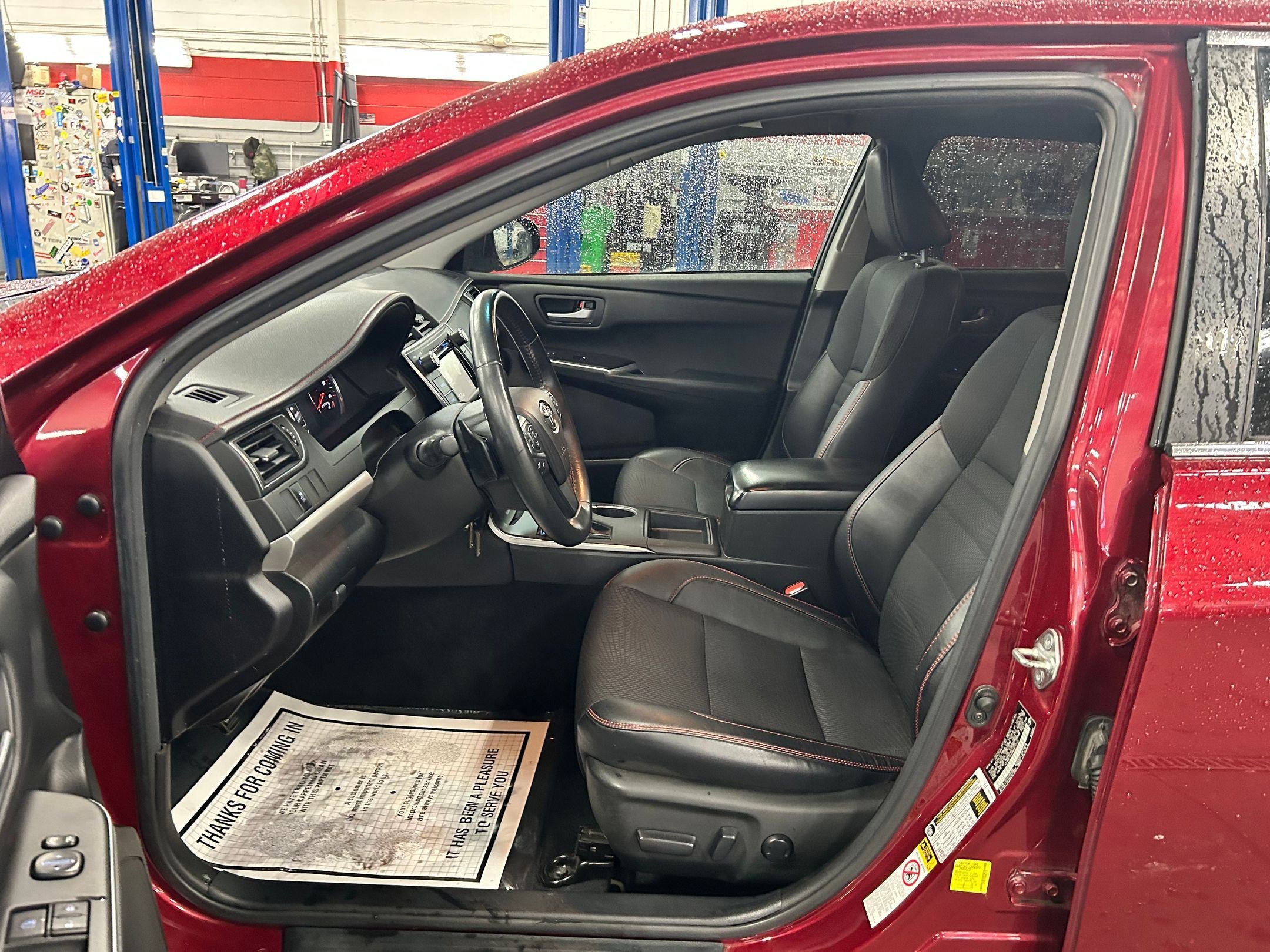 Used 2017 Toyota Camry SE FWD image 13