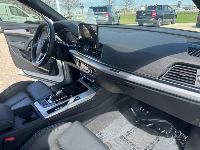 Used 2024 Audi Q5 2.0T Premium Plus image 38