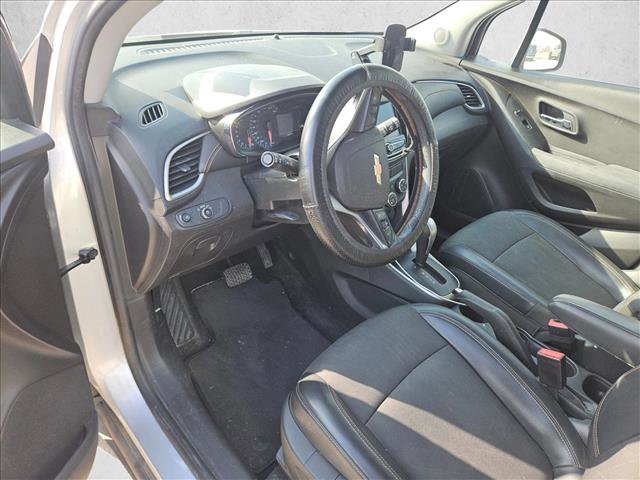 Used 2018 Chevrolet Trax LT w/ LT Convenience Package image 10