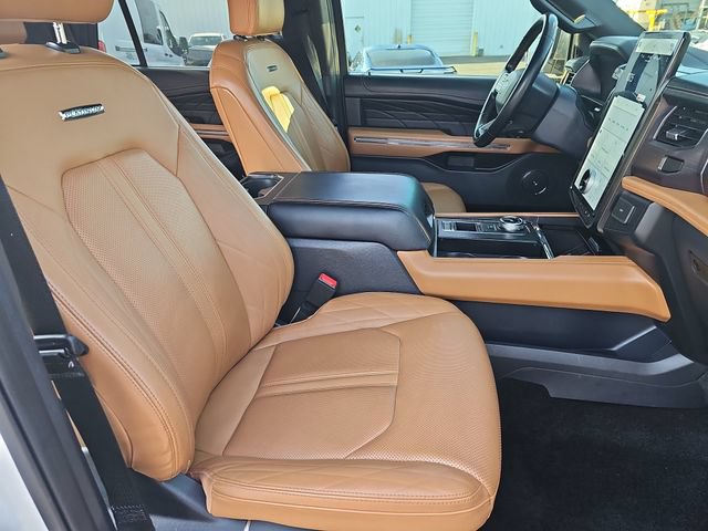 Used 2022 Ford Expedition Platinum RWD image 10