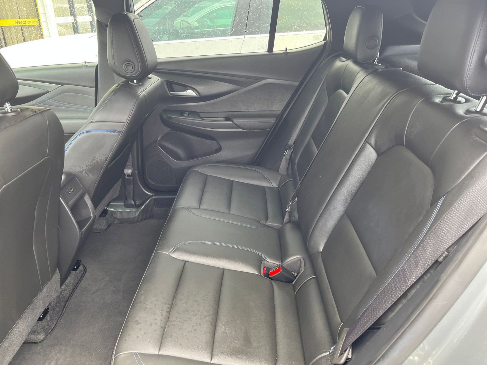 Used 2025 Buick Envista Sport Touring image 25