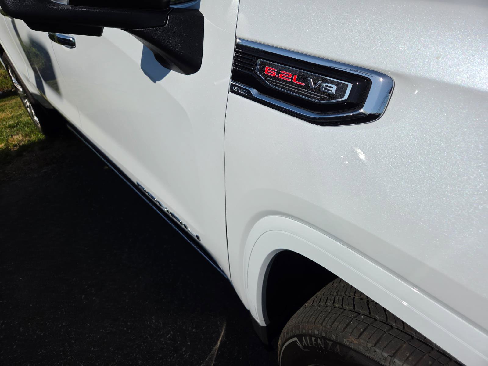Used 2026 GMC Sierra 1500 Denali image 6