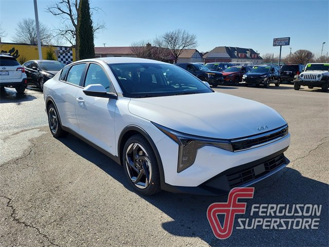 New 2026 Kia K4 EX