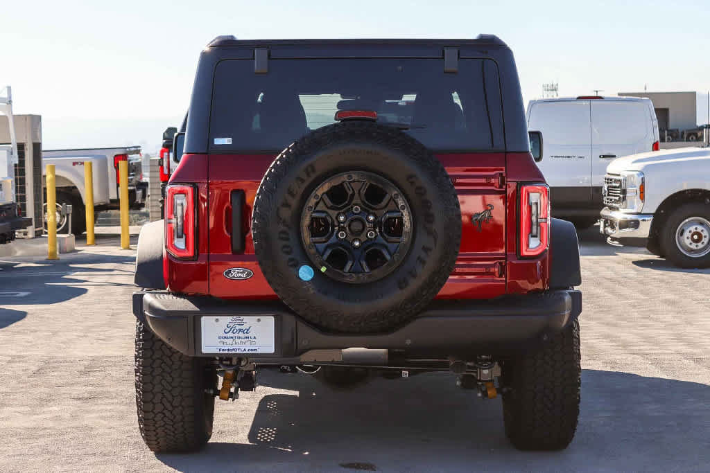 New 2026 Ford Bronco Badlands w/ Sasquatch Package AWD/4WD image 3