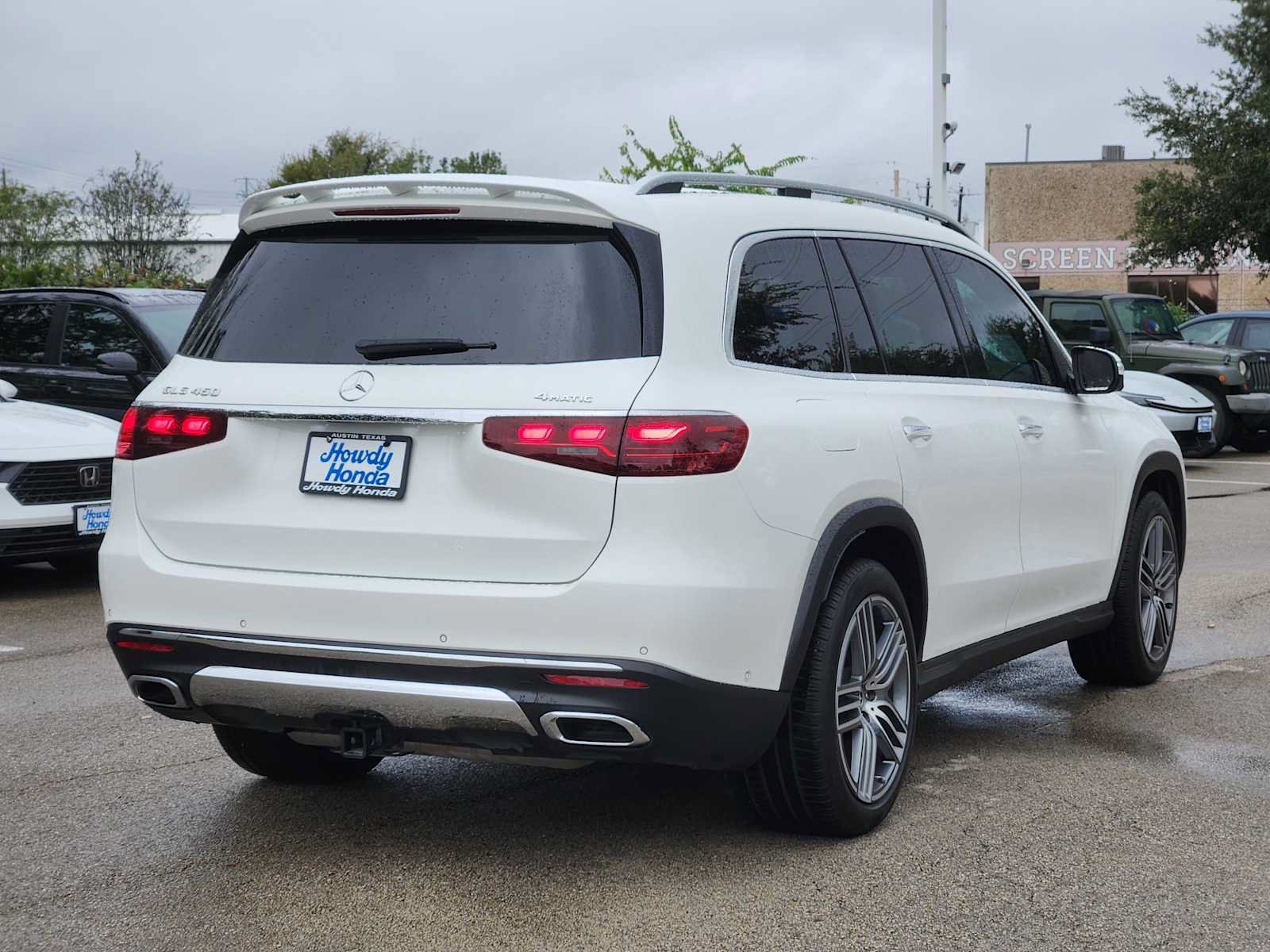 Used 2025 Mercedes-Benz GLS 450 4MATIC image 5
