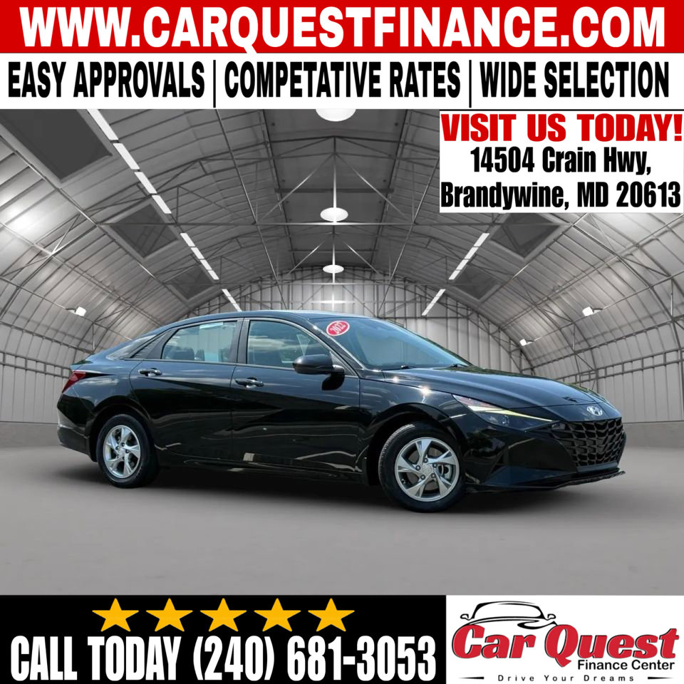 Used 2022 Hyundai Elantra SE image 1