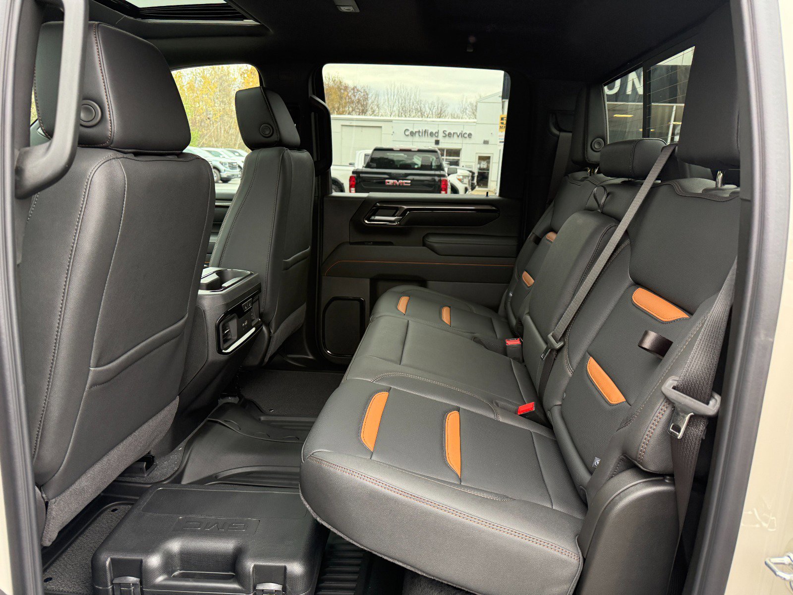 New 2026 GMC Sierra 3500 AT4 image 17