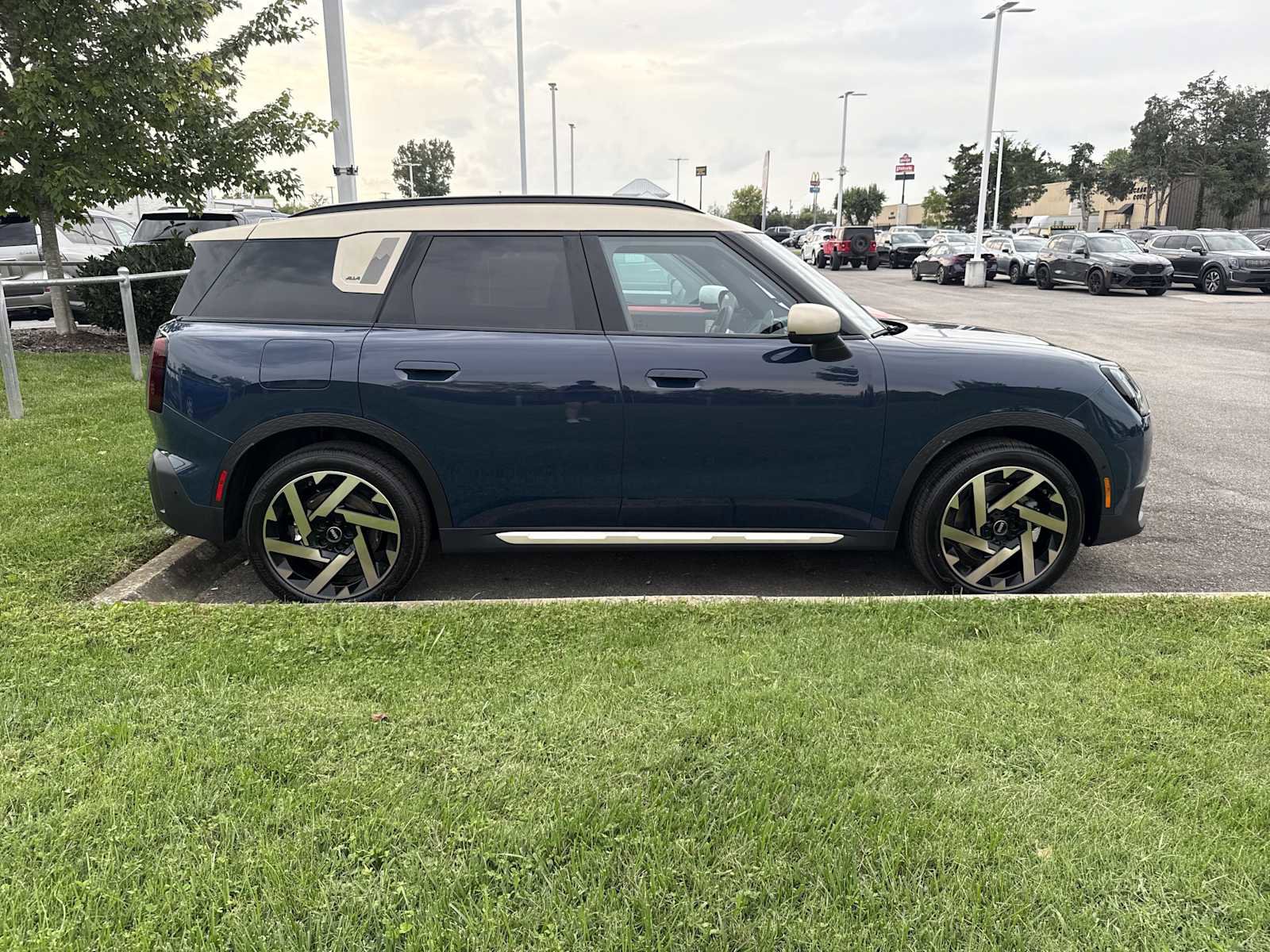 New 2026 MINI Cooper Countryman S image 4