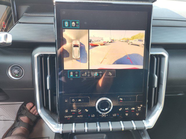 Used 2025 GMC Acadia Elevation image 45