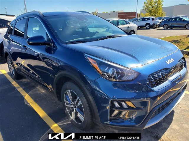 Certified 2022 Kia Niro LXS w/ Digital Cluster Package
