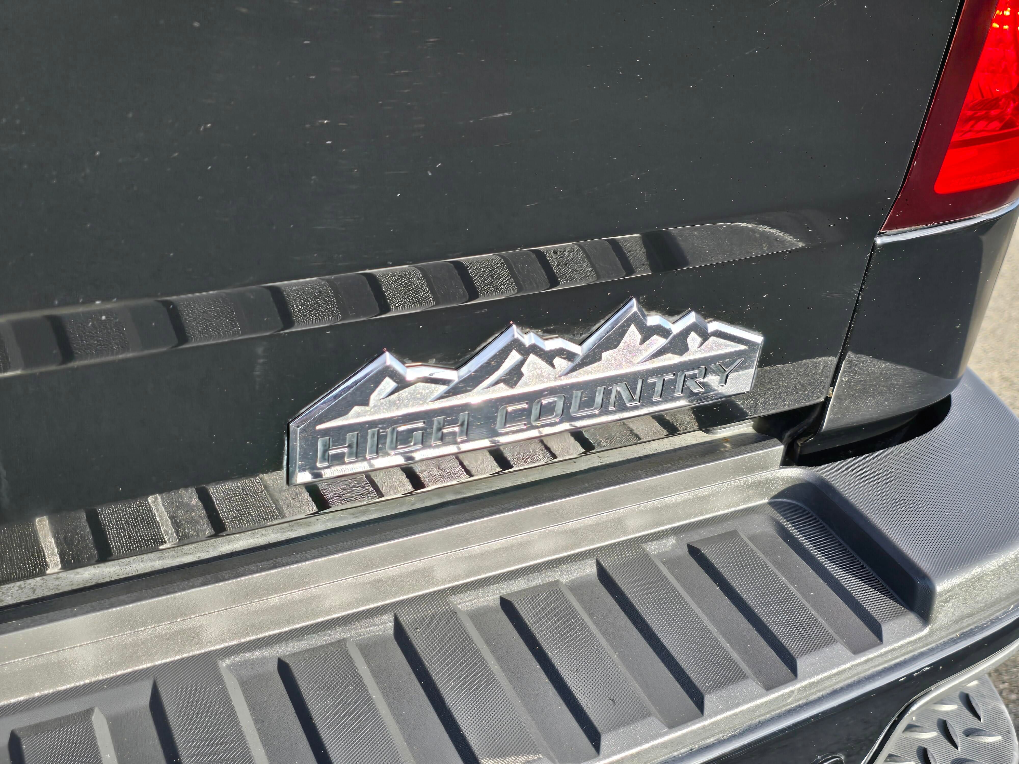 Used 2015 Chevrolet Silverado 3500 High Country image 10