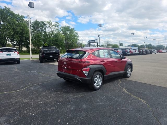 Used 2026 Hyundai Kona SE FWD image 3