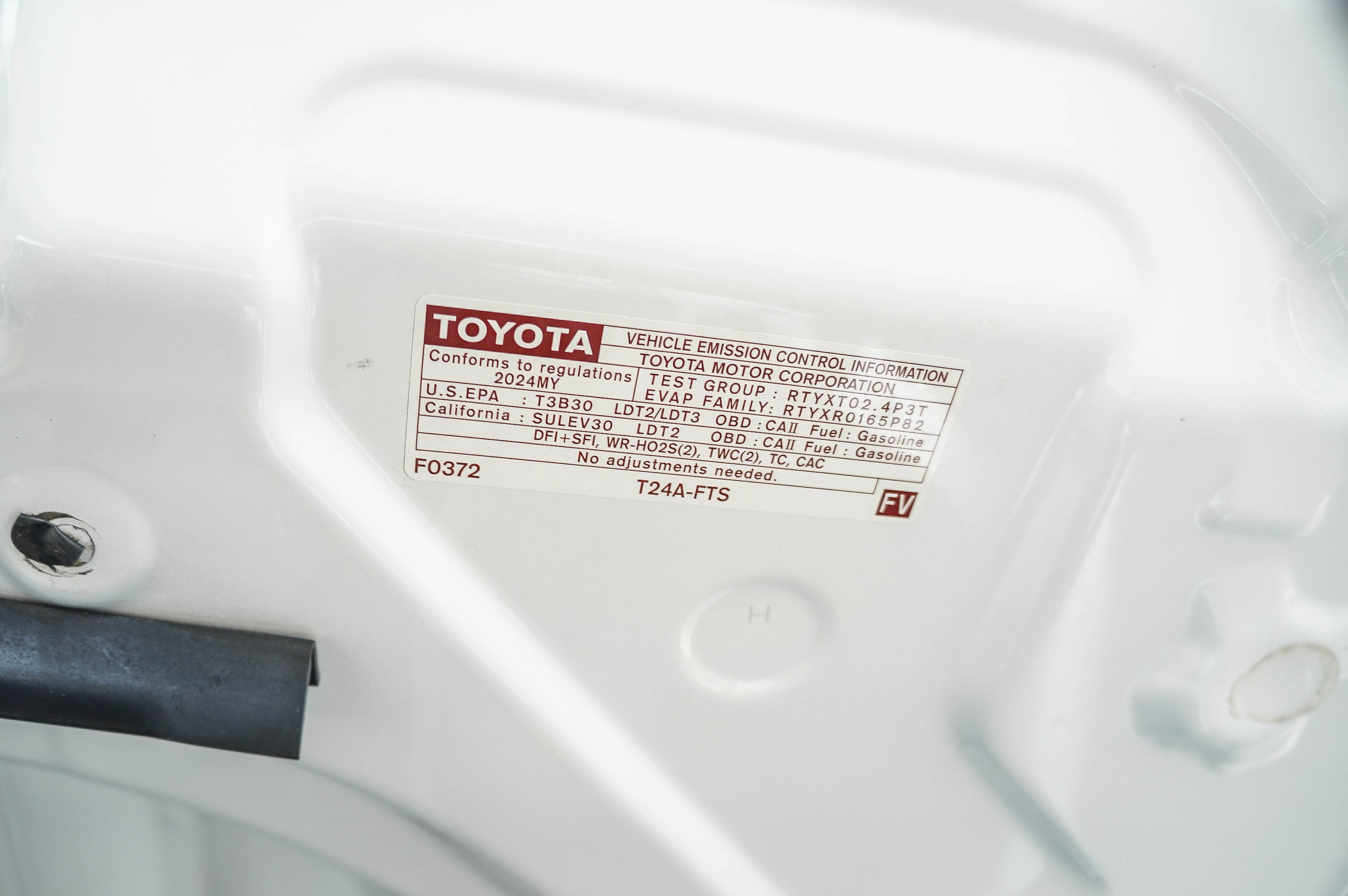 Used 2024 Toyota Tacoma SR5 AWD/4WD image 29