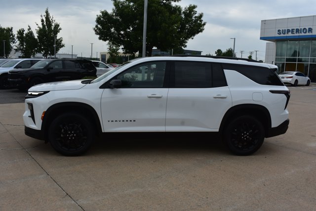 New 2026 Chevrolet Traverse LT w/ Midnight/Sport Edition FWD image 9