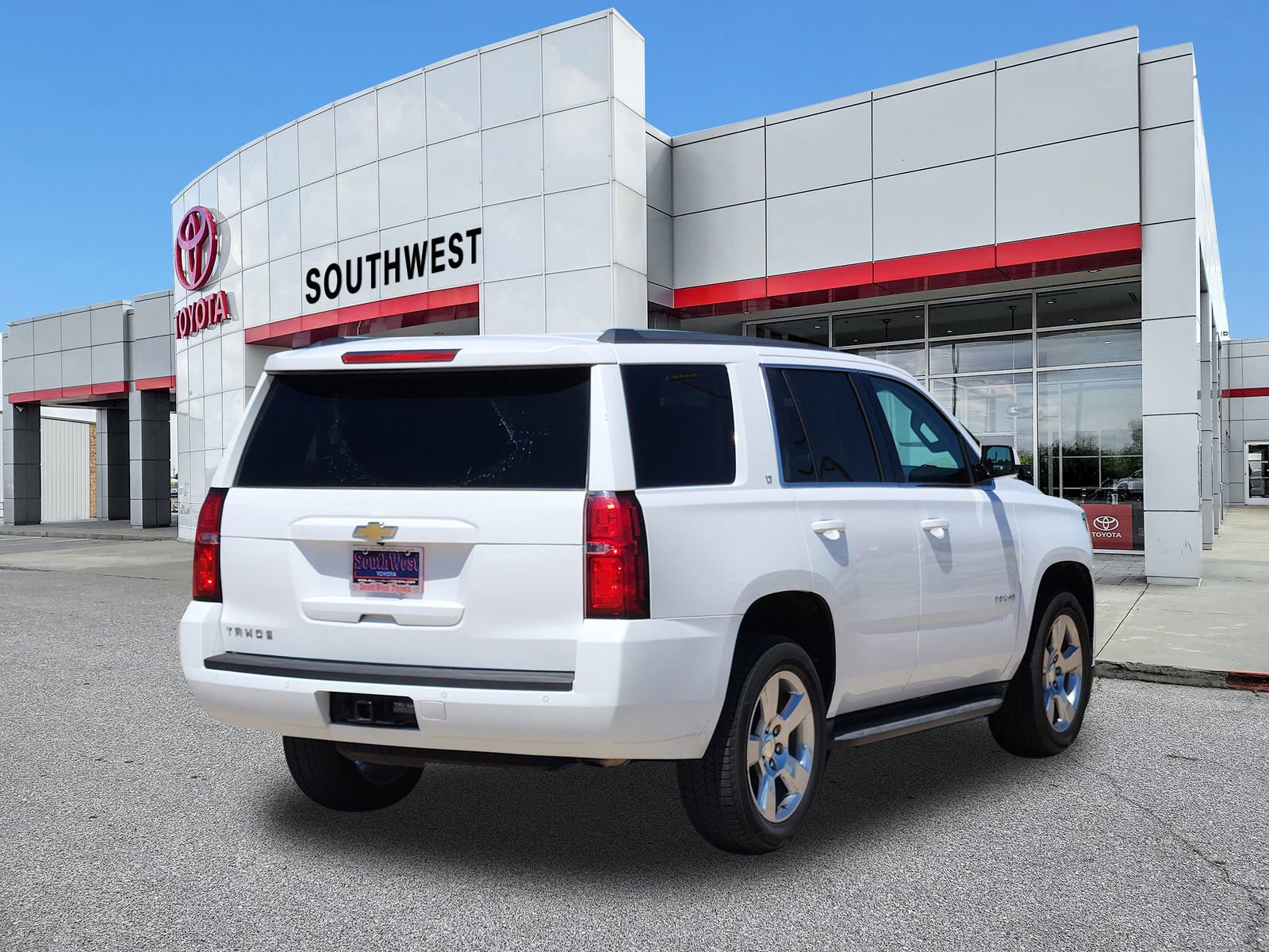 Used 2015 Chevrolet Tahoe LT image 5