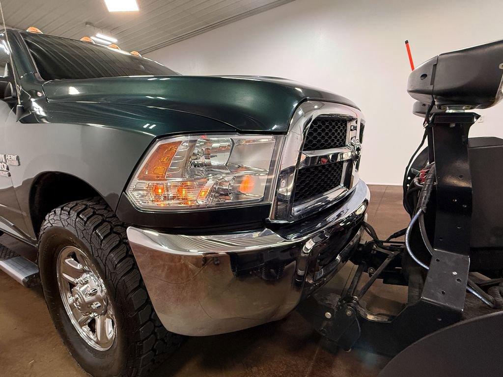 Used 2018 RAM 3500 SLT w/ Snow Chief Group image 43