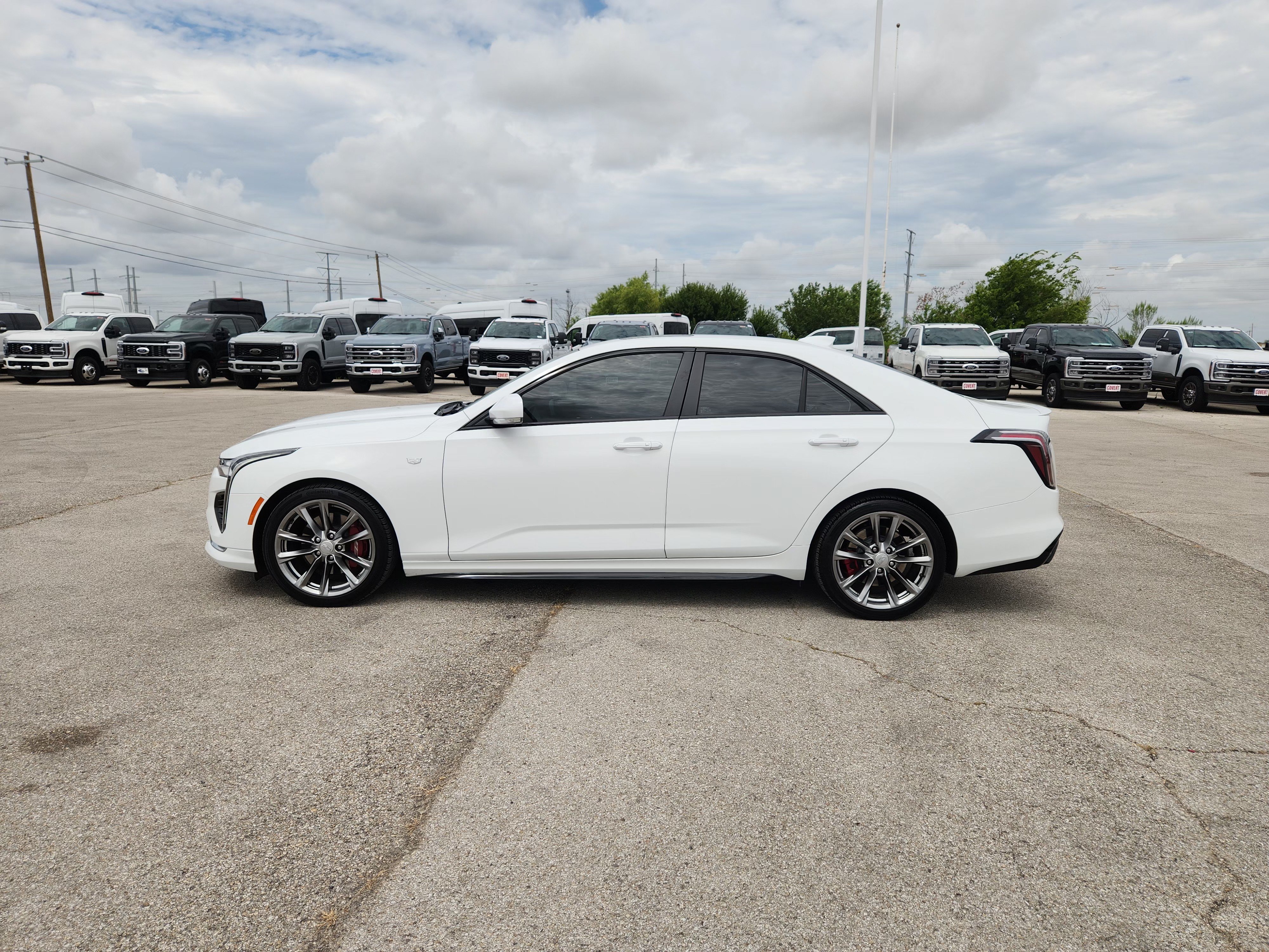 Used 2025 Cadillac CT4 Sport w/ Technology Package RWD image 4
