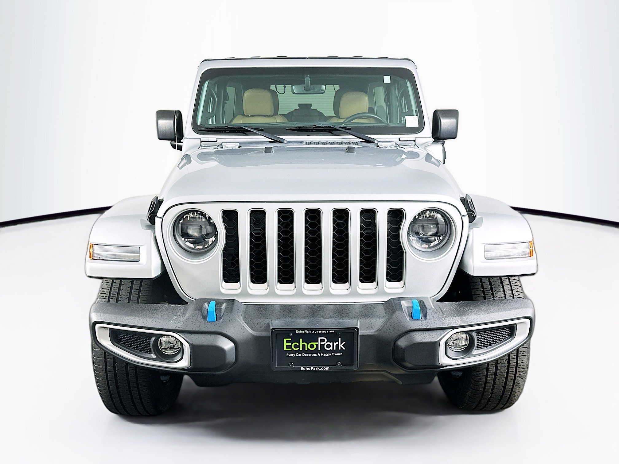 Used 2023 Jeep Wrangler Unlimited Sahara w/ Cold Weather Group AWD/4WD image 2