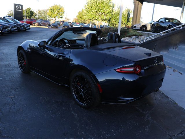Certified 2024 MAZDA MX-5 Miata Club w/ Brembo/BBS Recaro Package RWD image 3