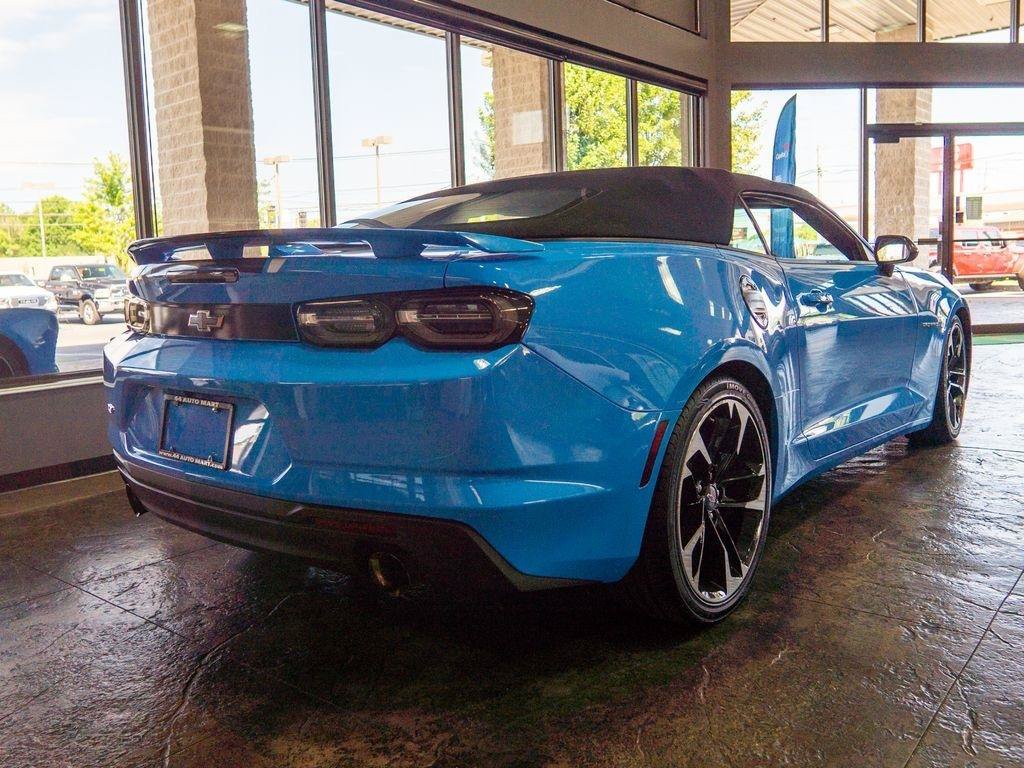 Used 2023 Chevrolet Camaro LT RWD image 3