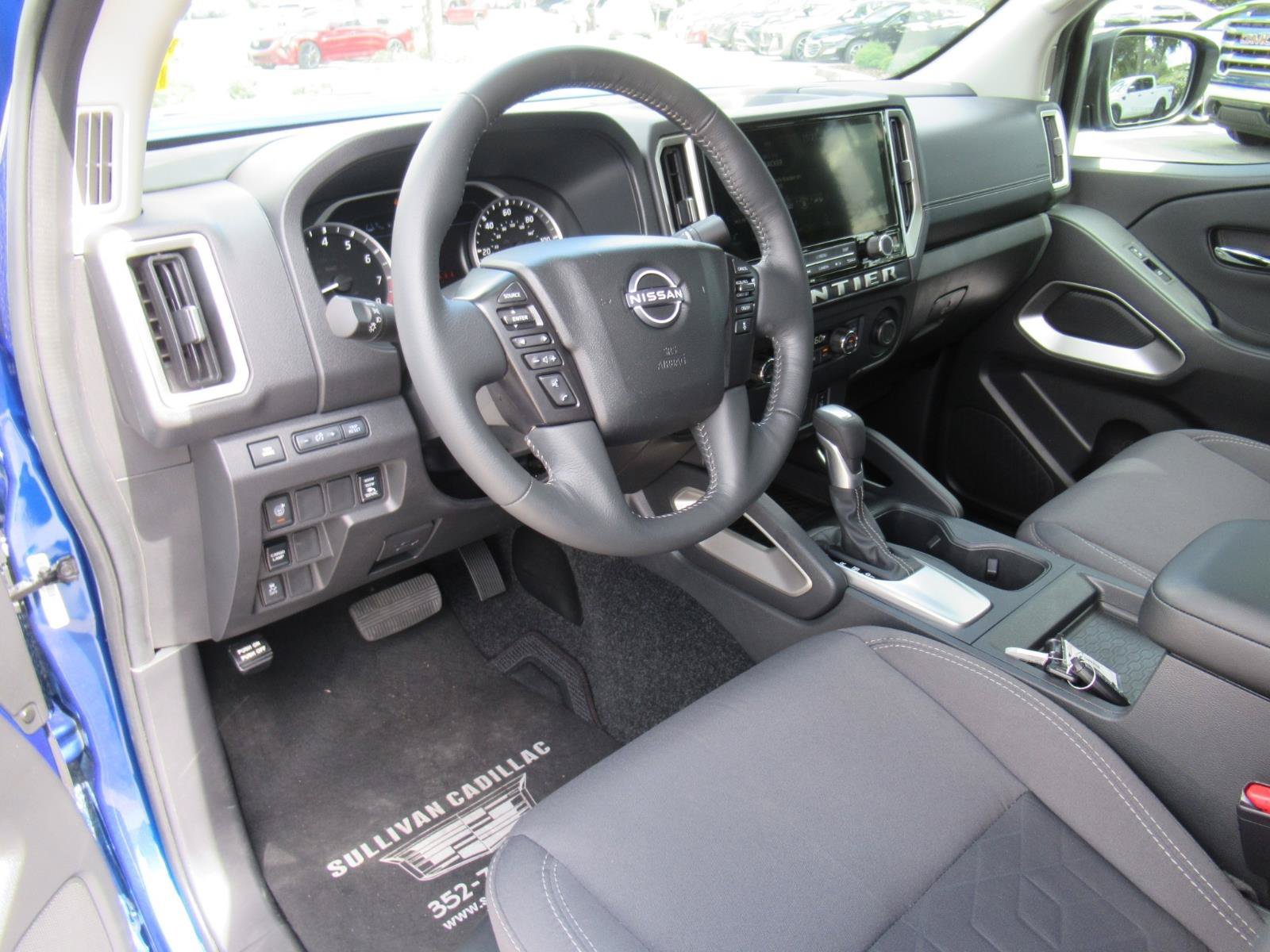 Used 2026 Nissan Frontier SV w/ SV Convenience Package RWD image 15