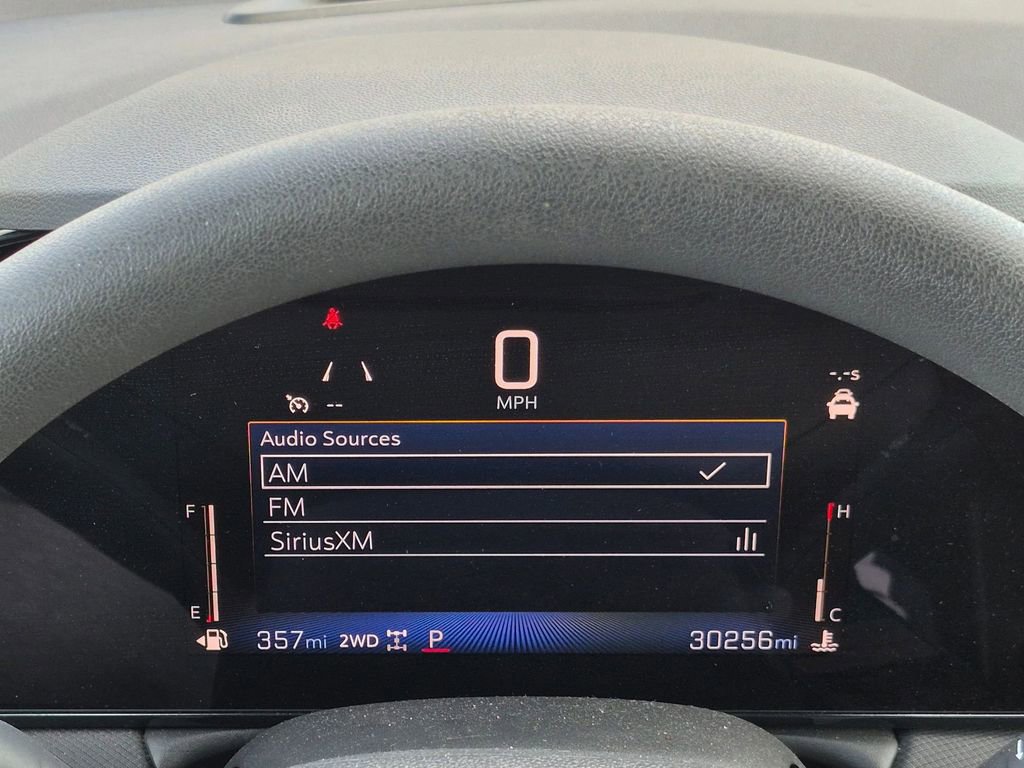 Used 2025 Chevrolet TrailBlazer LT AWD/4WD image 18