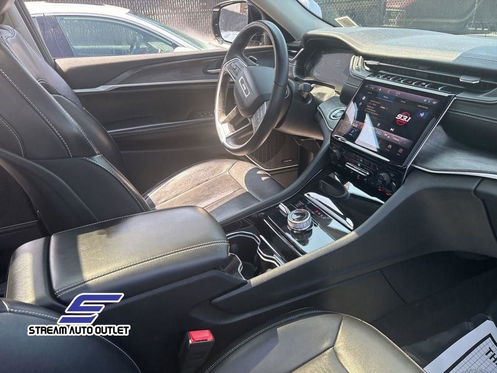 Used 2021 Jeep Grand Cherokee L Limited image 10