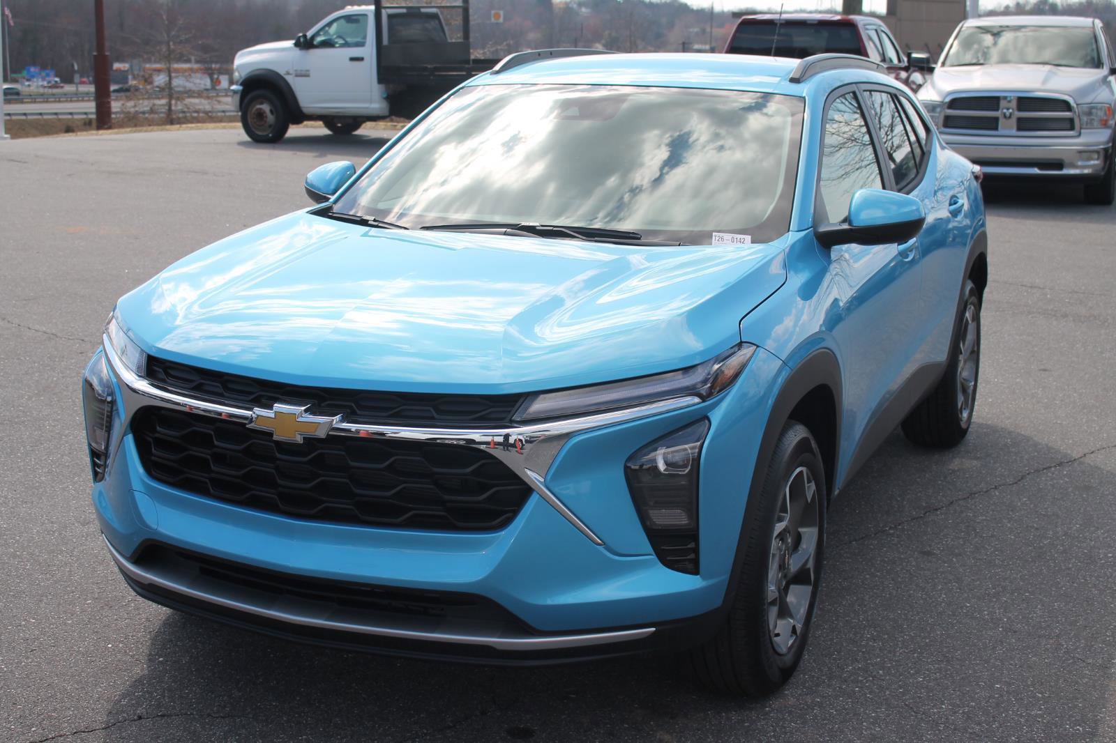 New 2026 Chevrolet Trax LT w/ Driver Confidence Package image 3