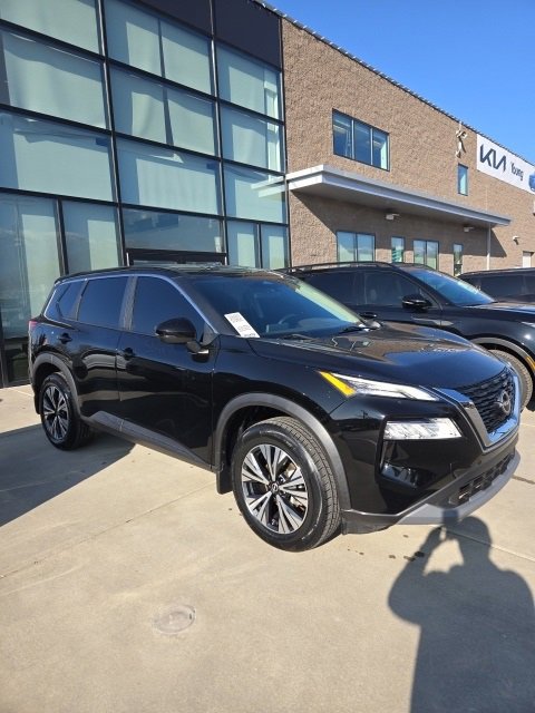 Used 2022 Nissan Rogue SV