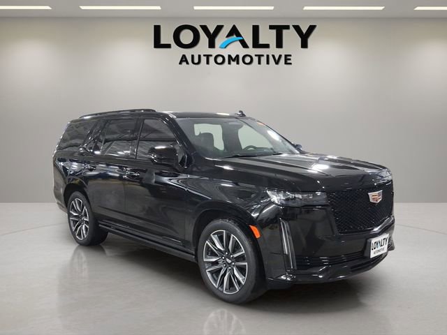 Used 2022 Cadillac Escalade Sport Platinum w/ Heavy-Duty Trailer Package image 7