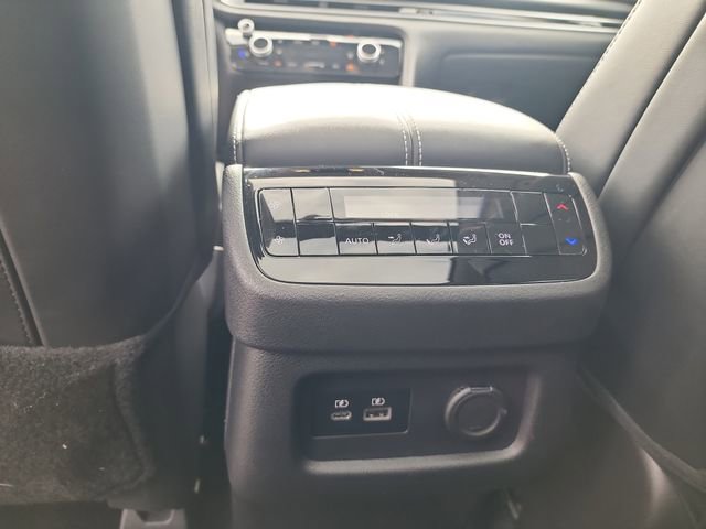 Used 2023 INFINITI QX60 Luxe w/ Vision Package image 22