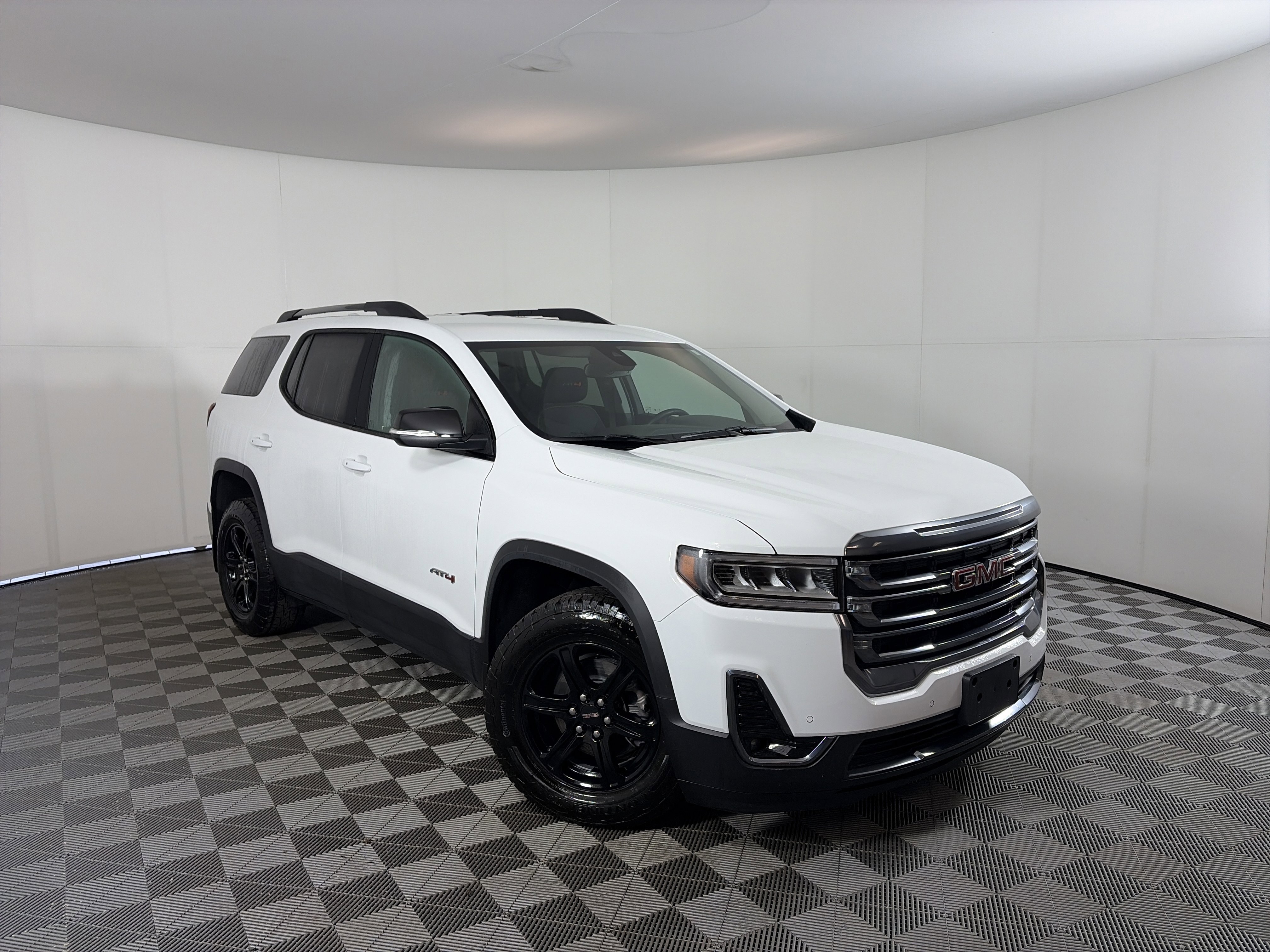 Used 2023 GMC Acadia AT4