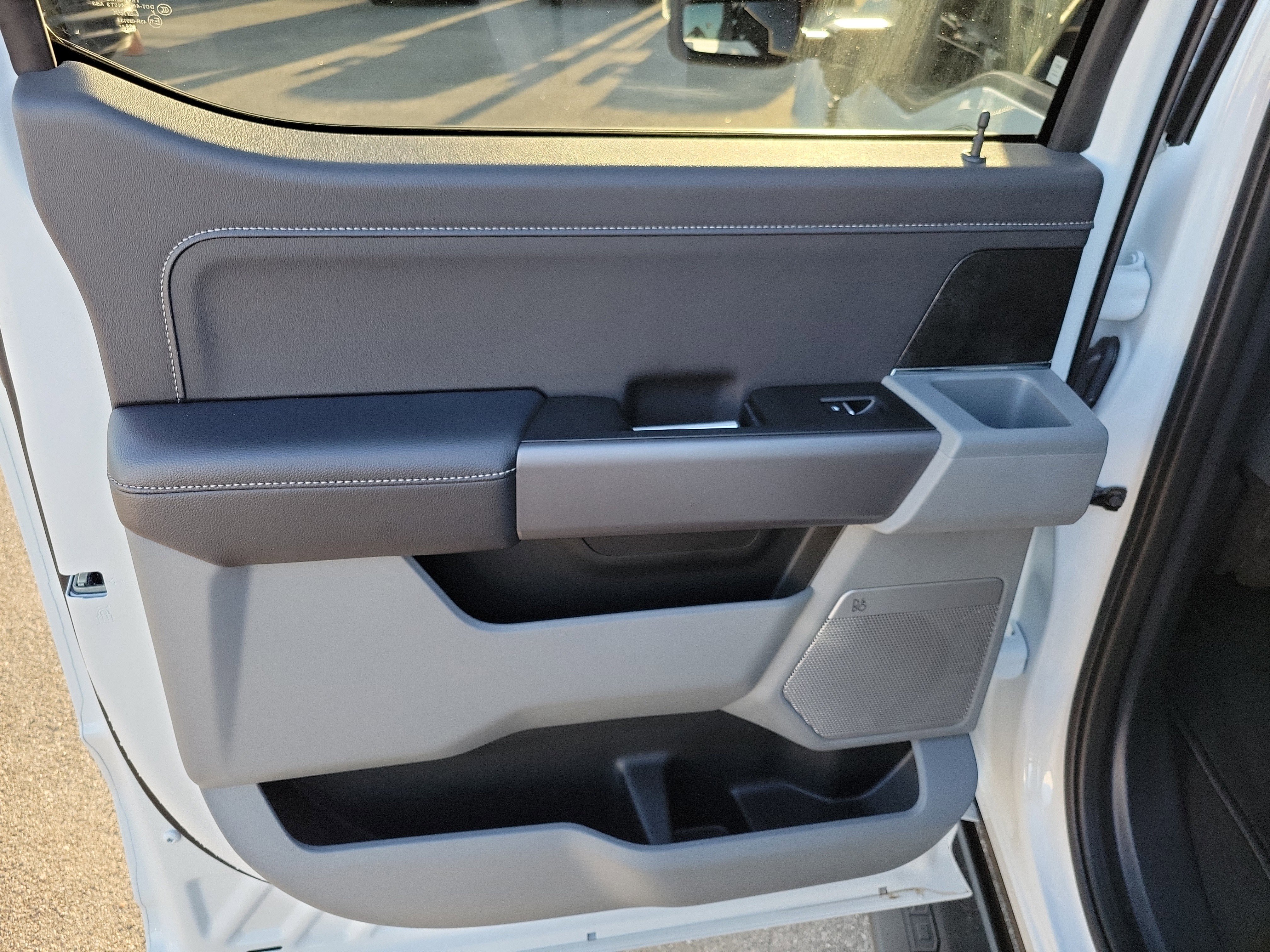 Used 2024 Ford F250 XLT w/ XLT Premium Package image 24