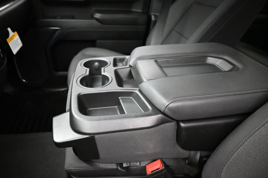 Used 2025 Chevrolet Silverado 1500 LT RWD image 13