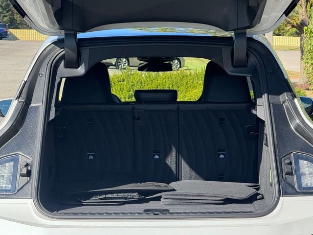 Certified 2025 BMW iX xDrive50 image 31