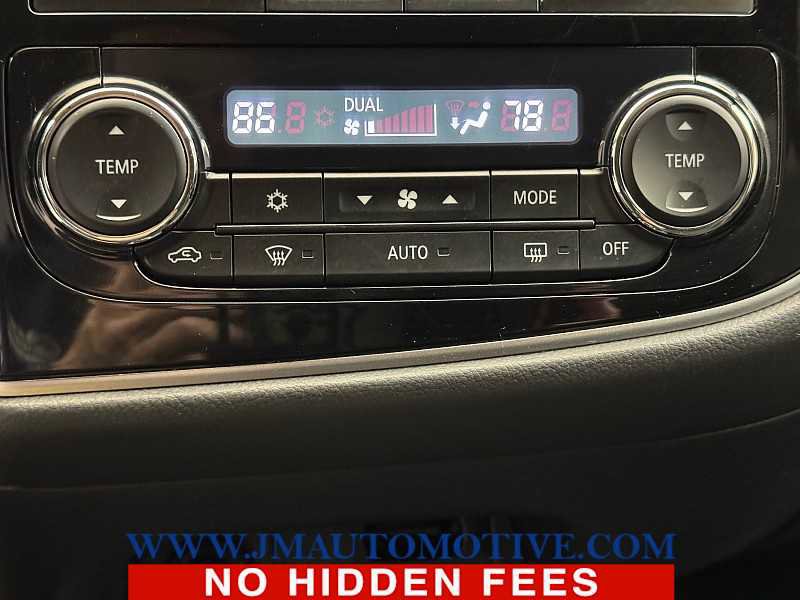 Used 2015 Mitsubishi Outlander SE AWD/4WD image 37