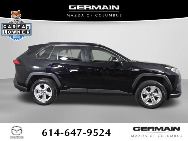 Used 2021 Toyota RAV4 XLE w/ Convenience Package AWD/4WD image 7