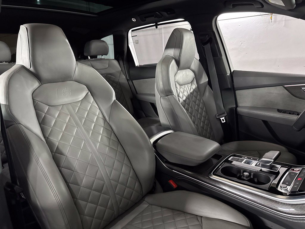 Used 2022 Audi SQ7 Premium Plus w/ SQ7 Executive Package AWD/4WD image 52