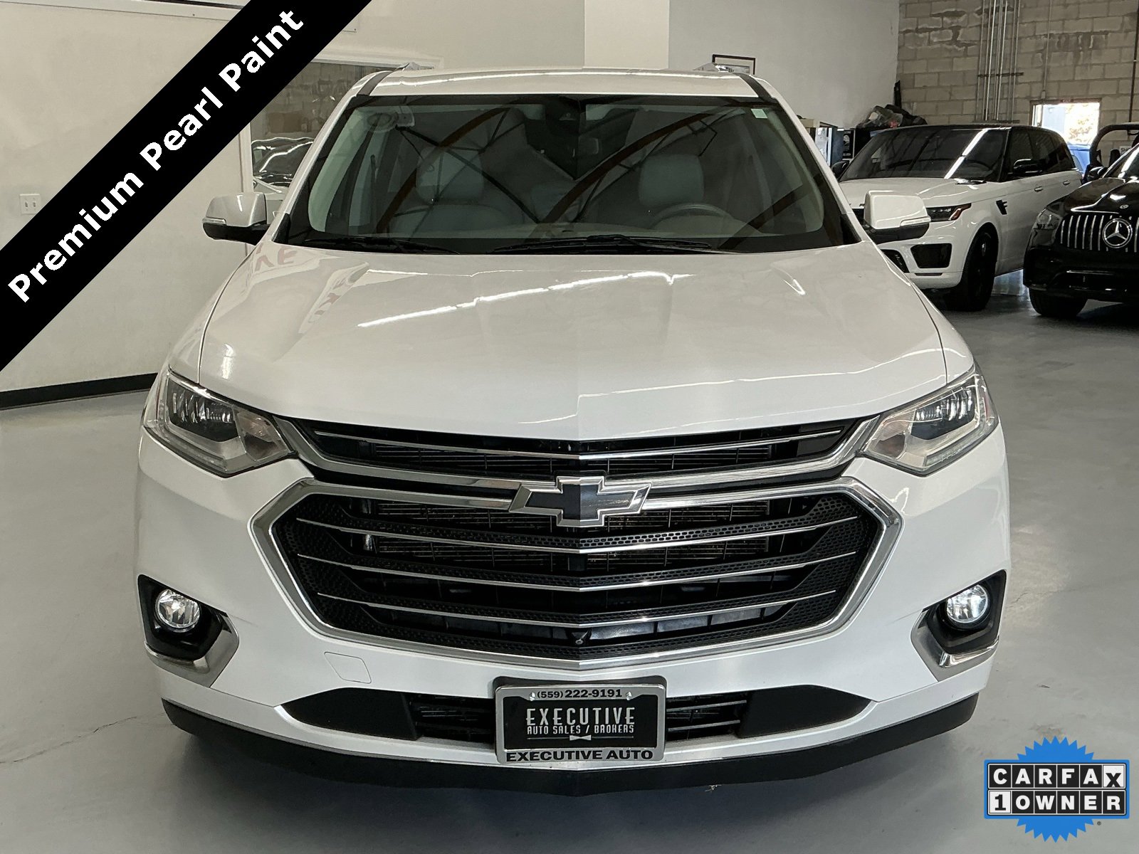 Used 2021 Chevrolet Traverse Premier image 2