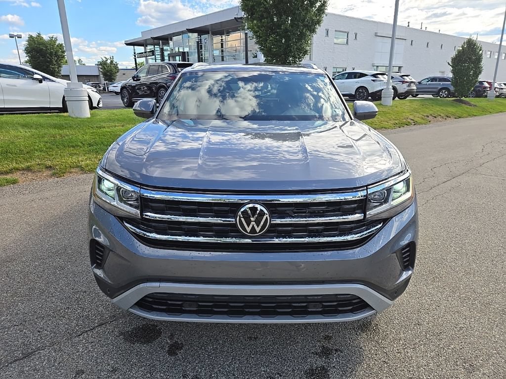 Used 2023 Volkswagen Atlas Cross Sport SE w/ Panoramic Sunroof Package AWD/4WD image 11